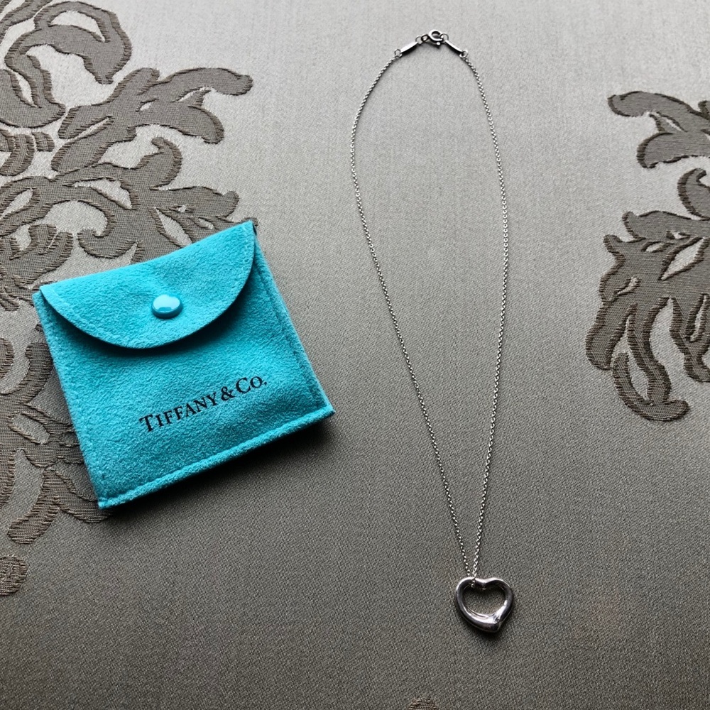 Tiffany&Co Open Heart Pendant